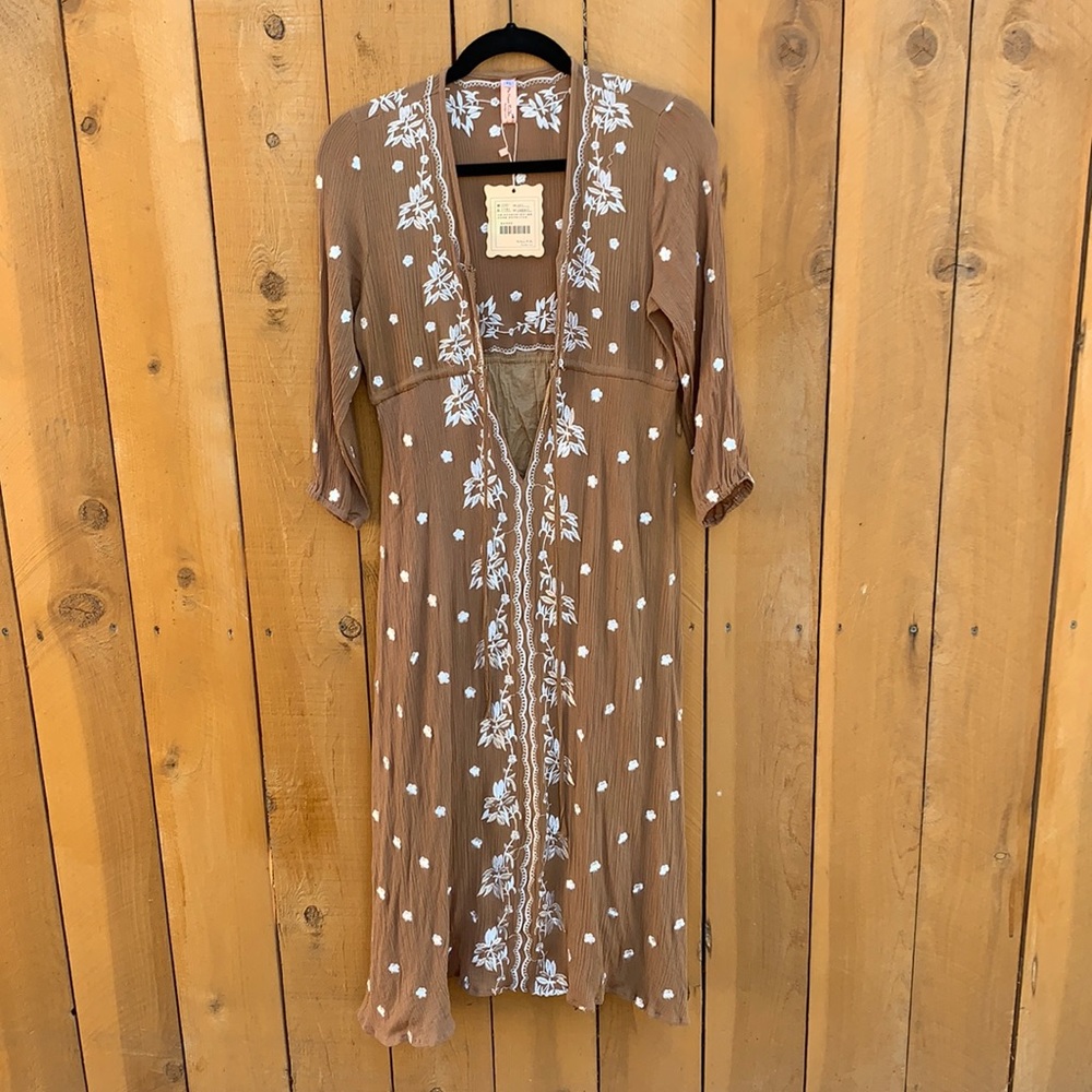 Bohemian gypsy embroidered cover up linen blend dress new tags attached